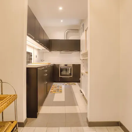 Joivy Wonderful Apt Next To Sforzesco Castle Milaan